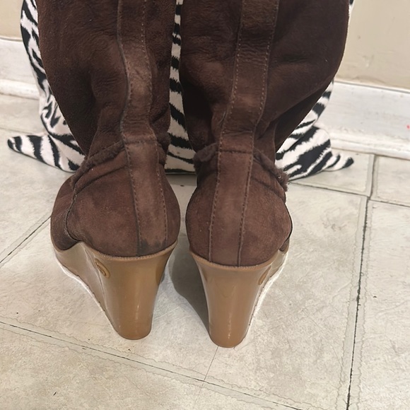 Gucci Merino Lambskin Shearling Wedge Boots w/FUR  size 6 1/2 B - Picture 9 of 17